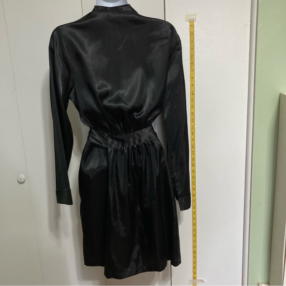 MORGAN TAYLOR Intimates Satin Belted Black Robe Womens Small Medium - Picture 8 of 15